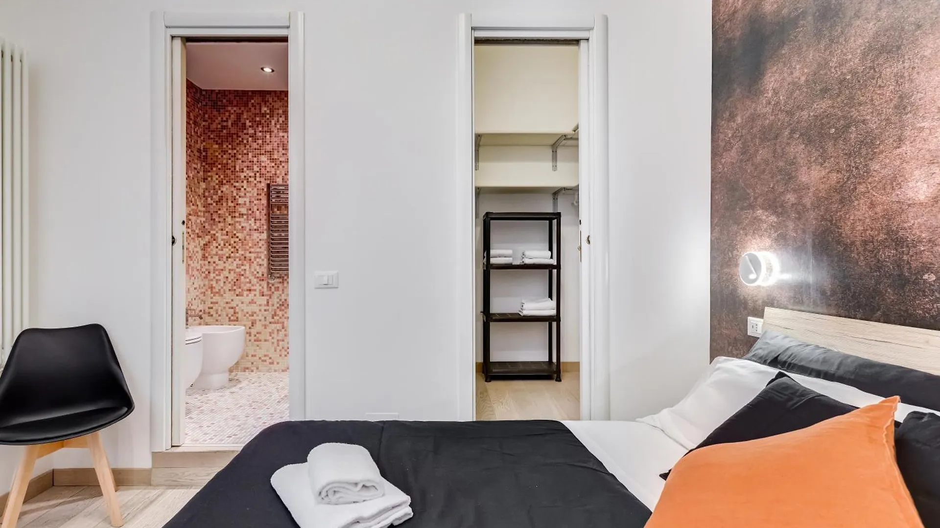 Apartment Classy 2-Bdr In Termini District Rome
