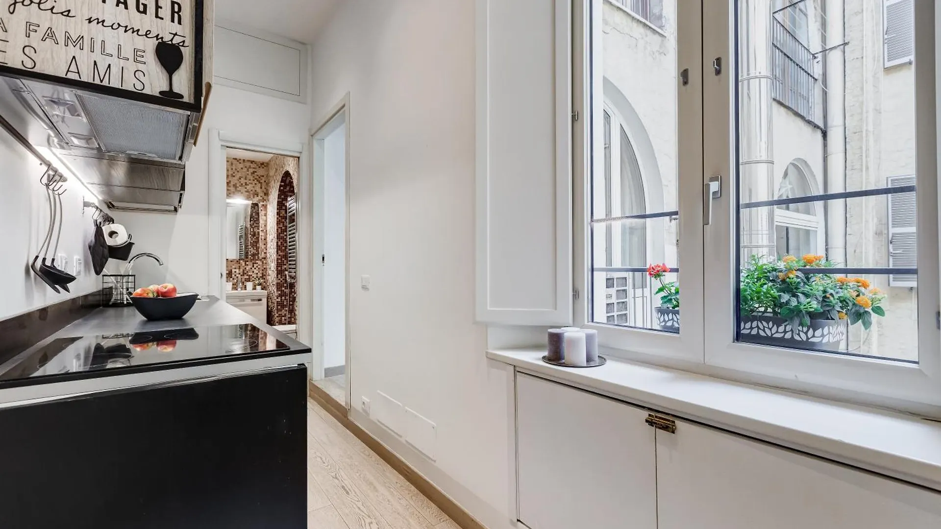 Apartment Classy 2-Bdr In Termini District Rome