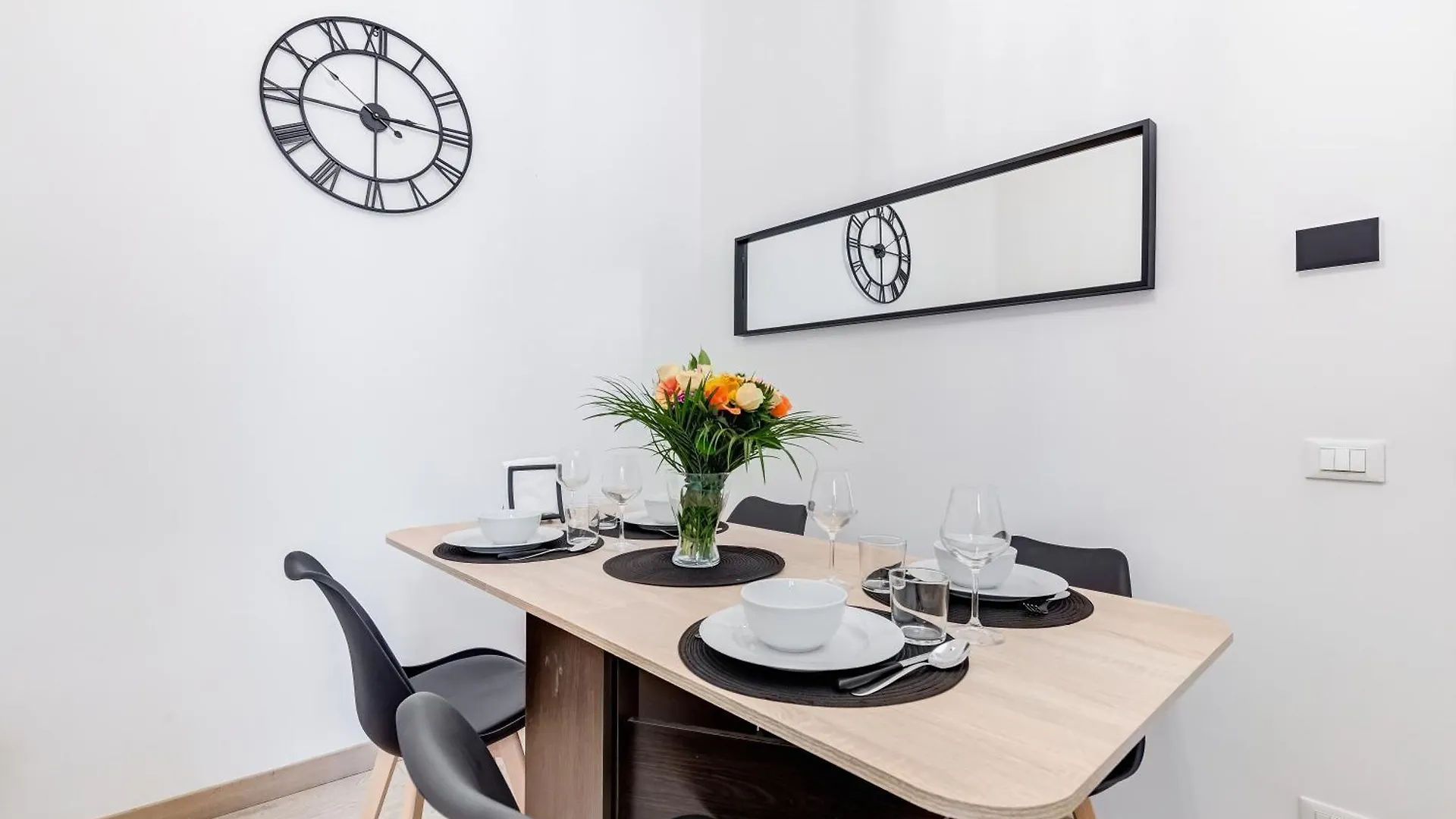 Classy 2-Bdr In Termini District Rome Apartment